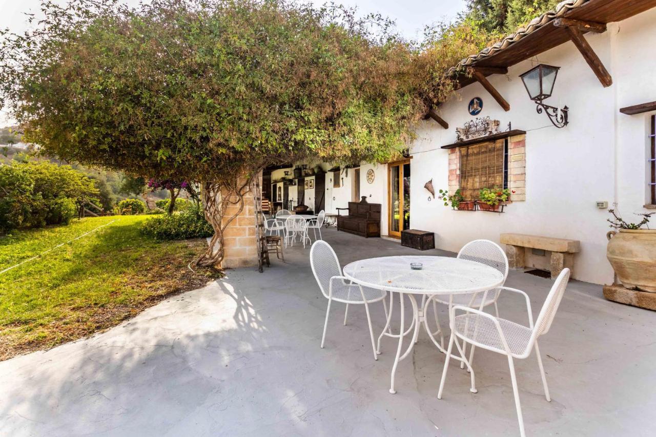 Agriturismo Val Di Noto Eksteriør bilde