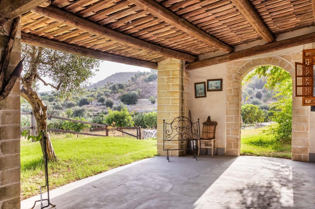 Agriturismo Val Di Noto Eksteriør bilde