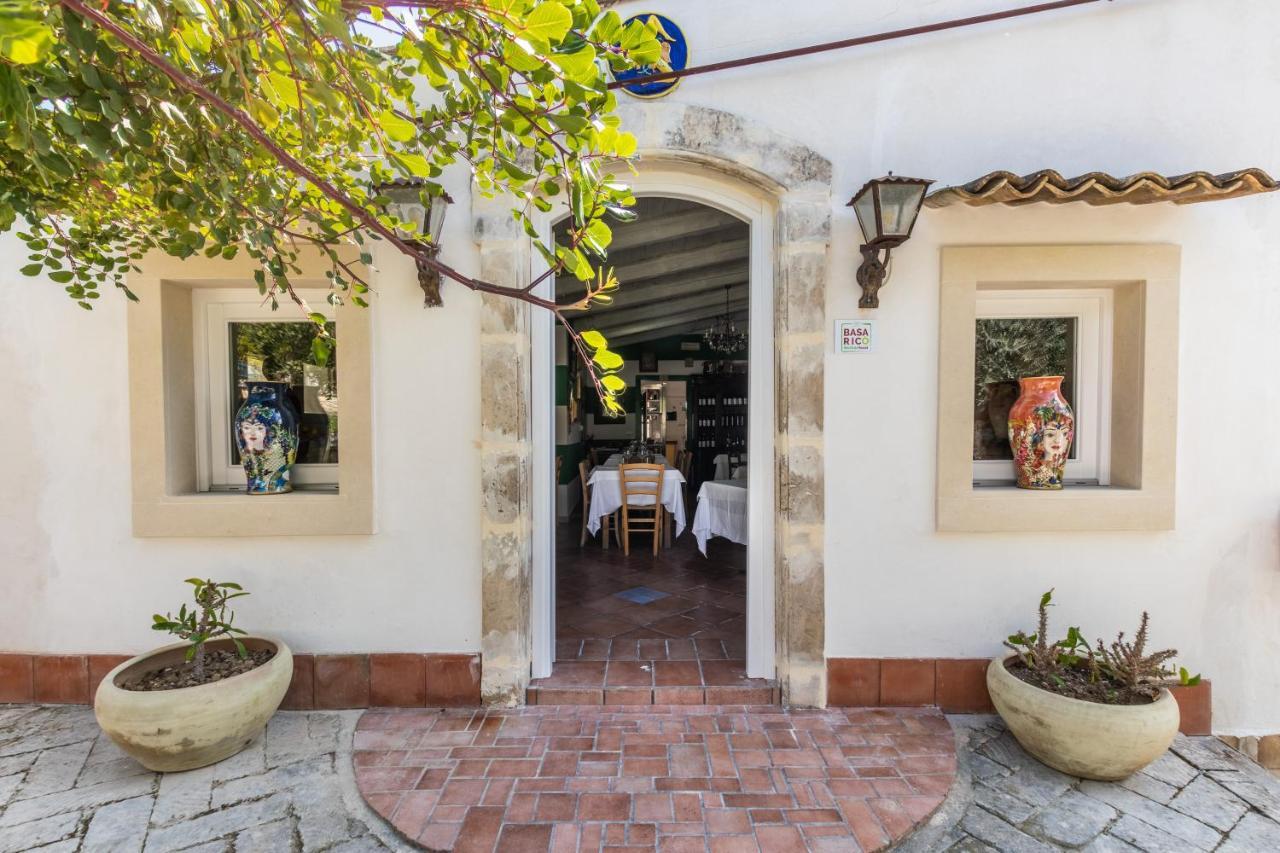 Agriturismo Val Di Noto Eksteriør bilde