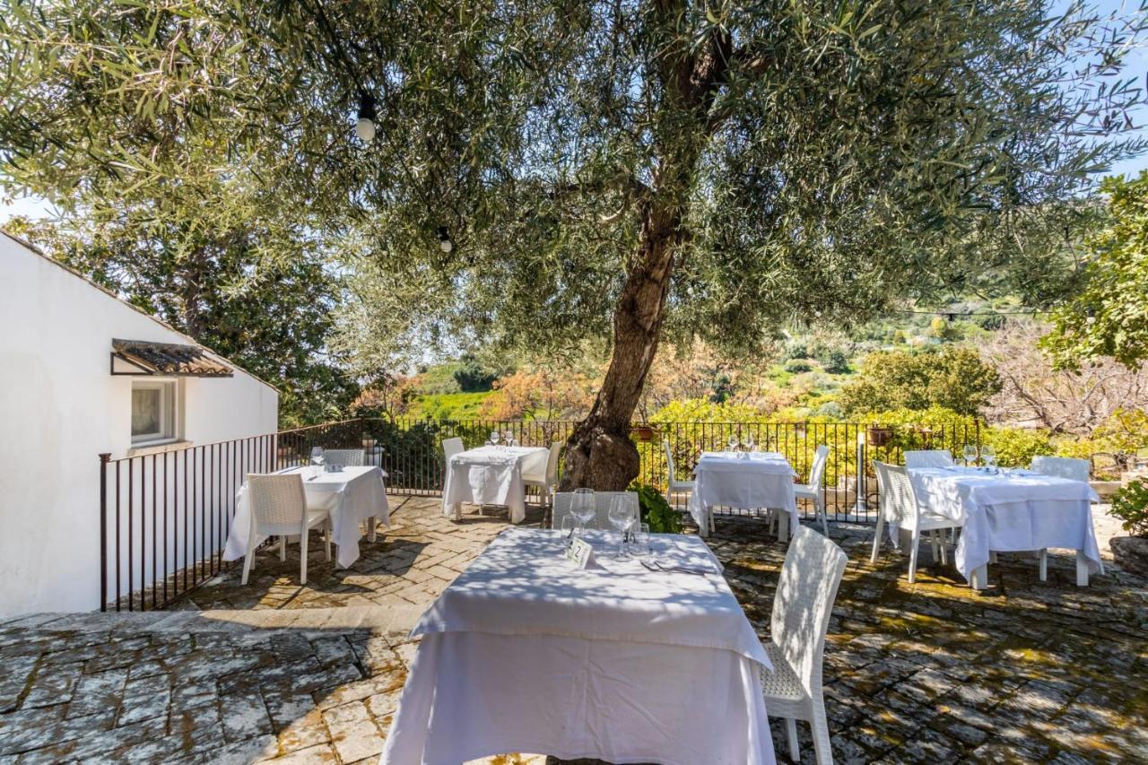 Agriturismo Val Di Noto Eksteriør bilde