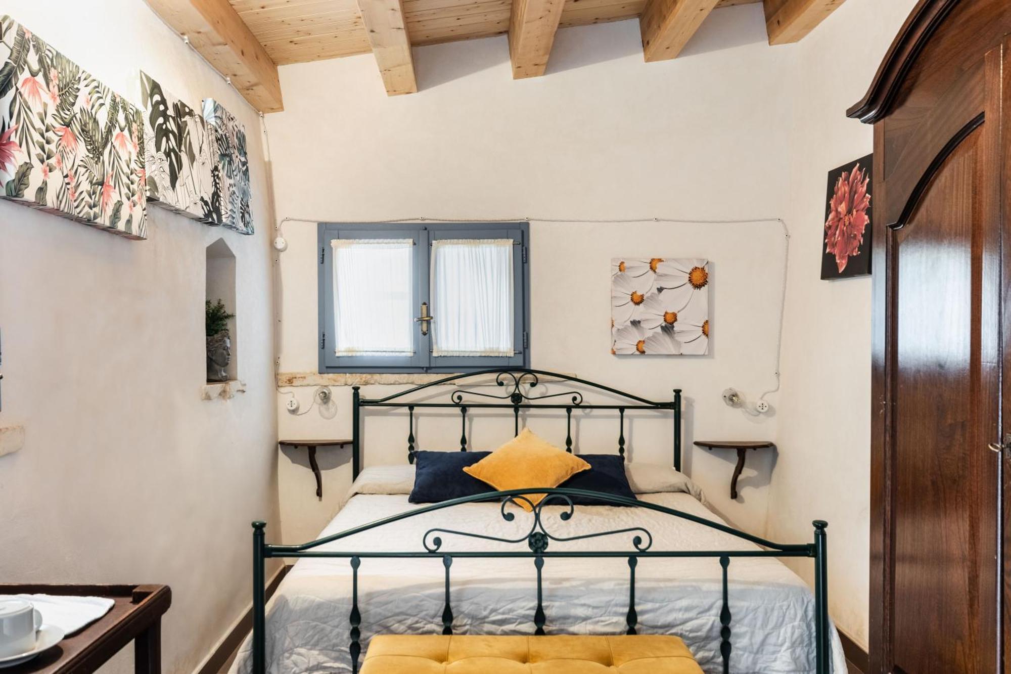 Agriturismo Val Di Noto Eksteriør bilde